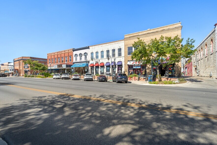 More Photos Of , San Marcos General Retail For Sale