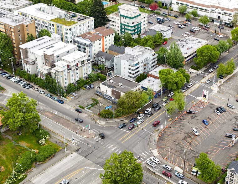 More Photos Of 700 NE 45th St, Seattle Land For Sale