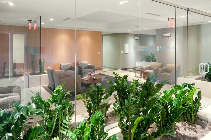 More Photos Of 3301 N Miller Rd, Scottsdale Medical For Lease