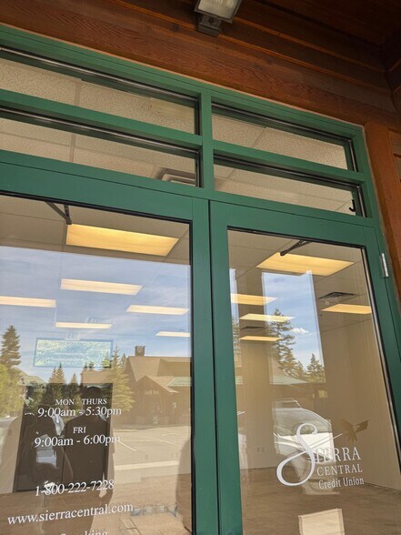 More Photos Of 3668 Lake Tahoe Blvd, South Lake Tahoe Unknown For Lease