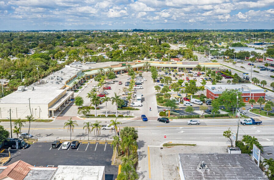 More Photos Of 2758 Davie Blvd, Fort Lauderdale Unknown For Lease