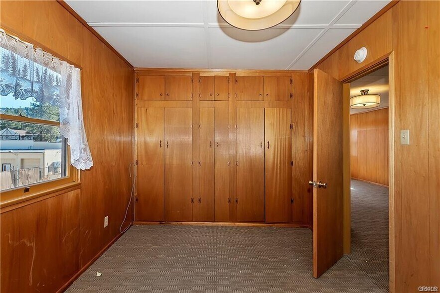 More Photos Of 547 Cottage Ln, Big Bear Lake Office For Sale