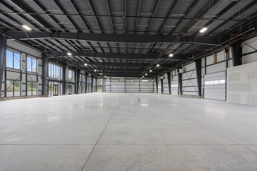 More Photos Of 1242 N 2000 W, Farr West Light Manufacturing For Sale