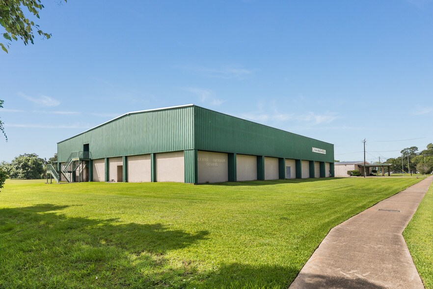 More Photos Of 3801 Liberty Dr, Pearland Schools For Sale