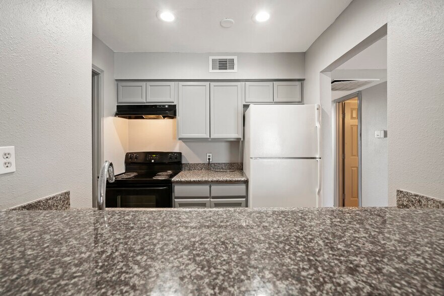 More Photos Of 610 Ferry Rd, Galveston Apartments For Sale