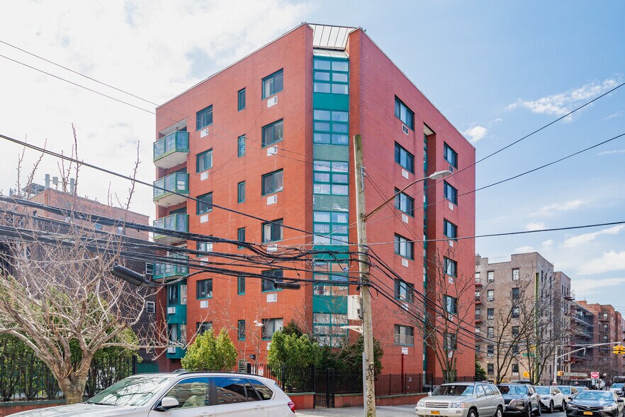 More Photos Of 4133 Parsons Blvd, Flushing Apartments For Sale