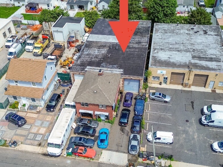 More Photos Of Midland Ave, Hicksville Warehouse For Sale