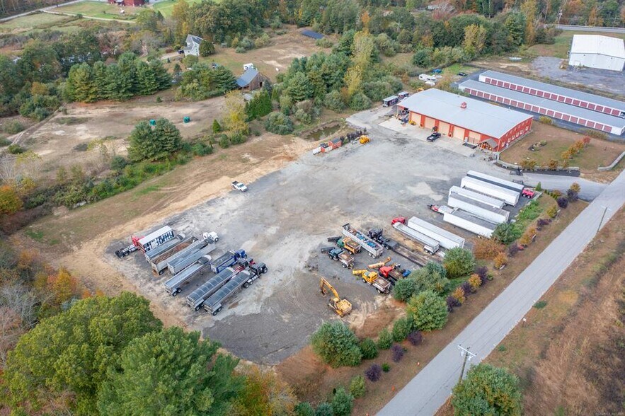 More Photos Of 4 Nora Ln, Pomfret Warehouse For Sale