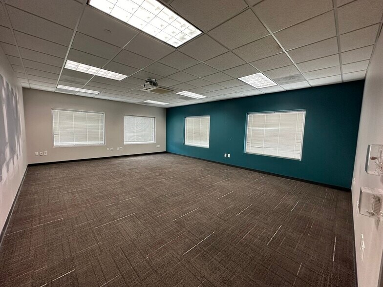 More Photos Of 1330 Augusta West Pky, Augusta Office For Lease