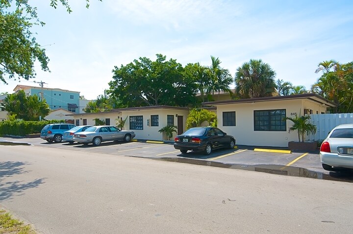 Primary Photo Of 844 NE 17th Way, Fort Lauderdale Apartments For Sale