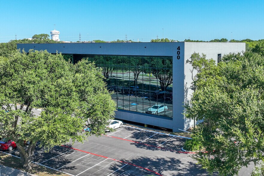 More Photos Of 400 N Allen Dr, Allen Office For Sale