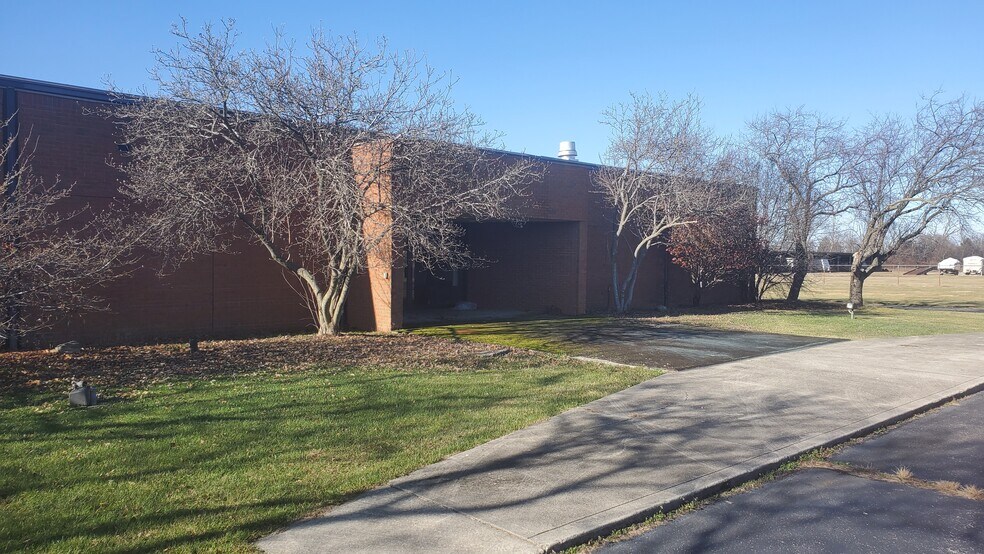 Primary Photo Of 1299 Campbell Rd, Marion Office For Sale