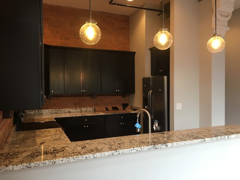 More Photos Of 1224 Huron Rd E, Cleveland Apartments For Sale