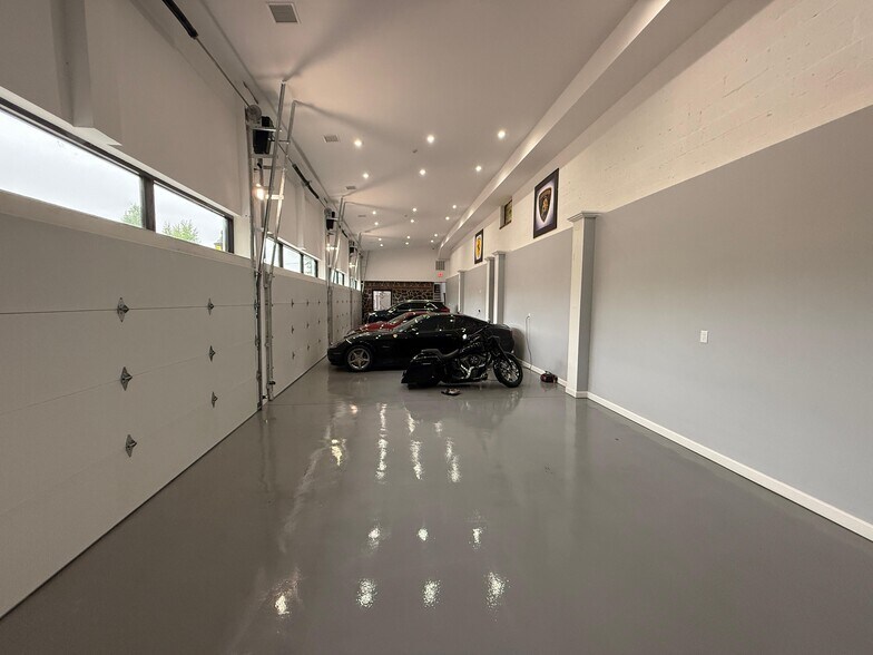 More Photos Of 821 Kinderkamack Rd, River Edge Auto Repair For Sale