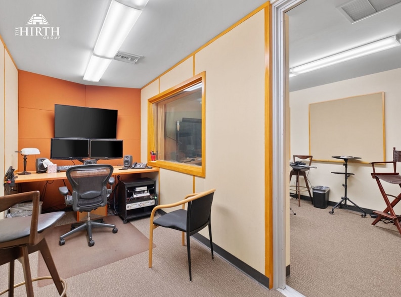 More Photos Of 503-505 S Victory Blvd, Burbank Loft Creative Space For Sale