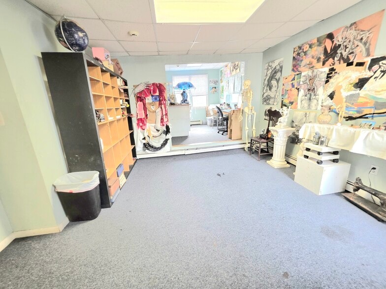 More Photos Of 1638 Parker Ave, Fort Lee Storefront Retail Office For Lease