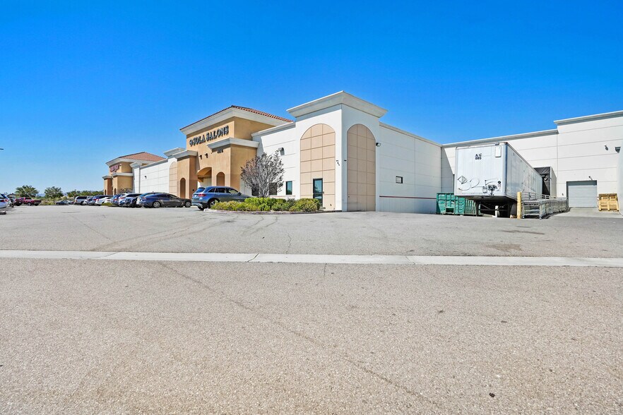 More Photos Of 40516 Murrieta Hot Springs Rd, Murrieta Freestanding For Sale