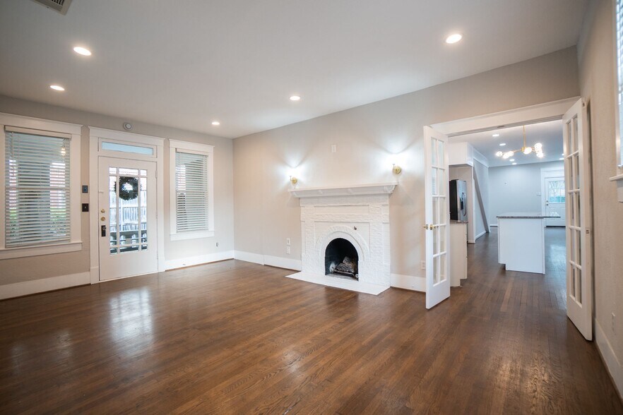 More Photos Of 5740-5742 Llano Ave, Dallas Apartments For Sale