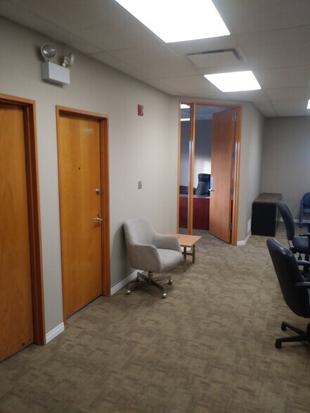 More Photos Of 450144 82nd St E, Aldersyde Manufacturing For Sale