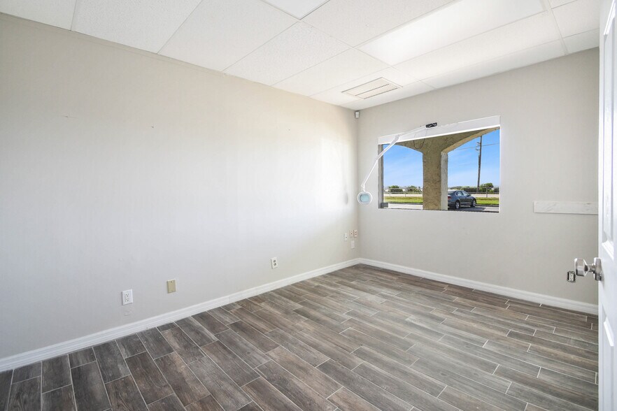 More Photos Of 101-121 Yacht Club Dr, Saint Augustine Unknown For Lease