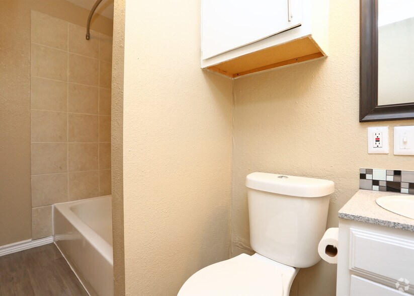 More Photos Of 5601 Birchman Ave, Fort Worth Apartments For Sale