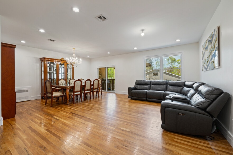 More Photos Of 68 Main St, Monsey Apartments For Sale