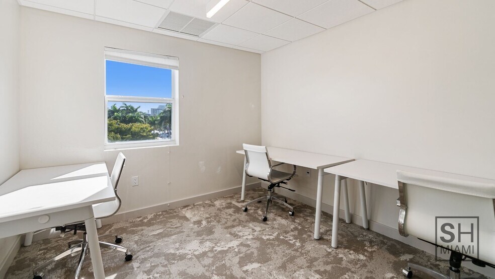 More Photos Of 820 W 41st St, Miami Beach Coworking Space