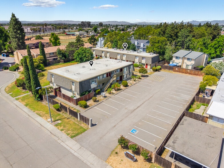 More Photos Of 1955 Grande Cir, Fairfield Apartments For Sale