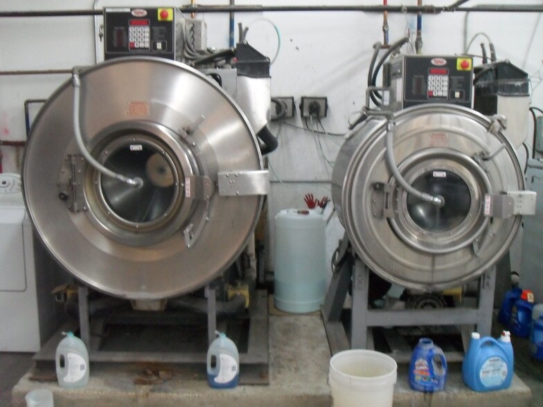 More Photos Of 201 W Stan Schlueter Loop, Killeen Freestanding For Sale