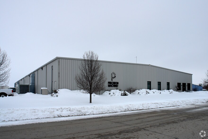 More Photos Of 107 Industrial Park Rd, Story City Warehouse For Sale