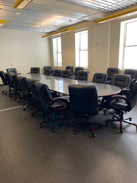 More Photos Of 8901 Otis Ave, Indianapolis Office For Sale