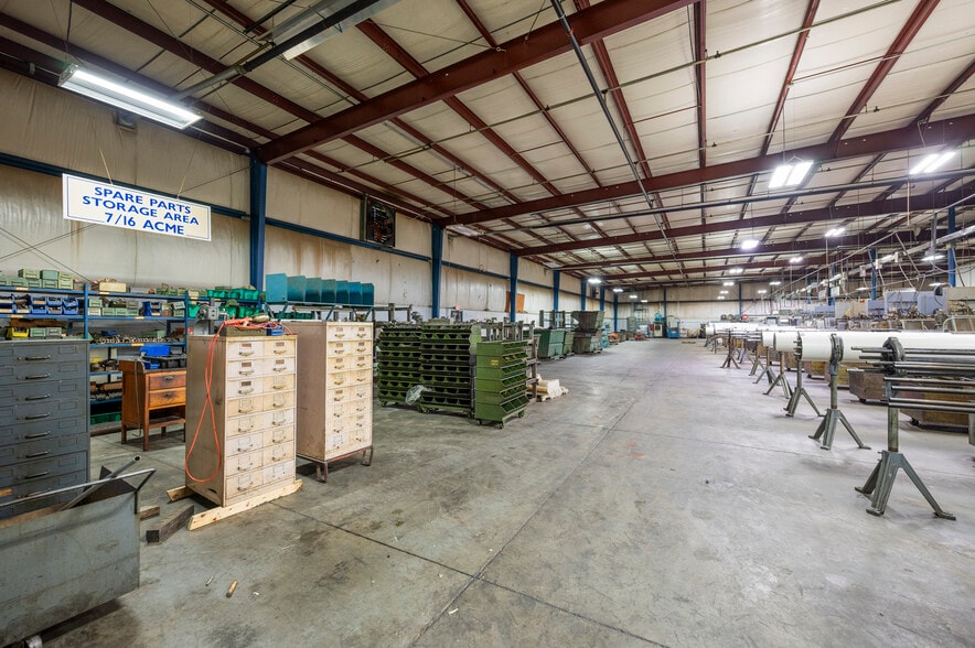 More Photos Of 151 Hanger Cir, Richmond Warehouse For Sale