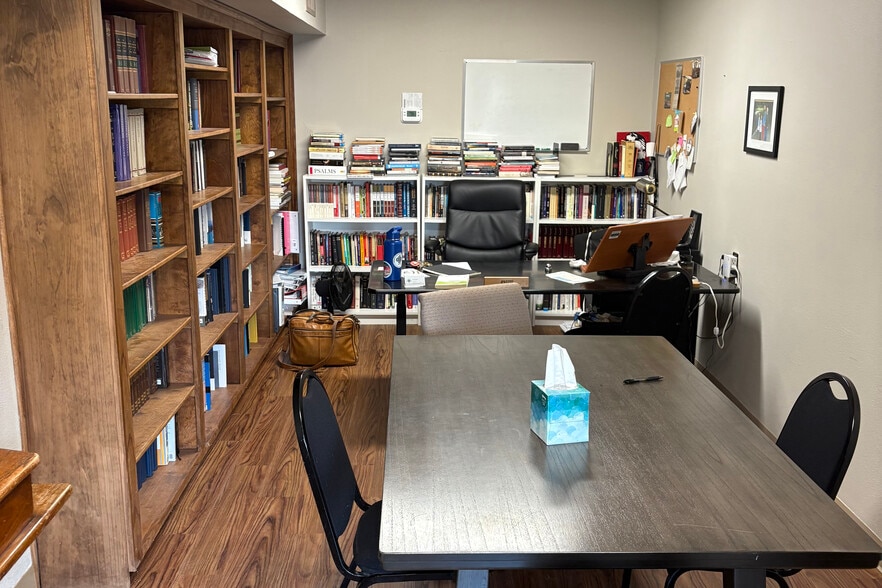 More Photos Of 201 Kathey Street, Weatherford Religious Facility For Sale