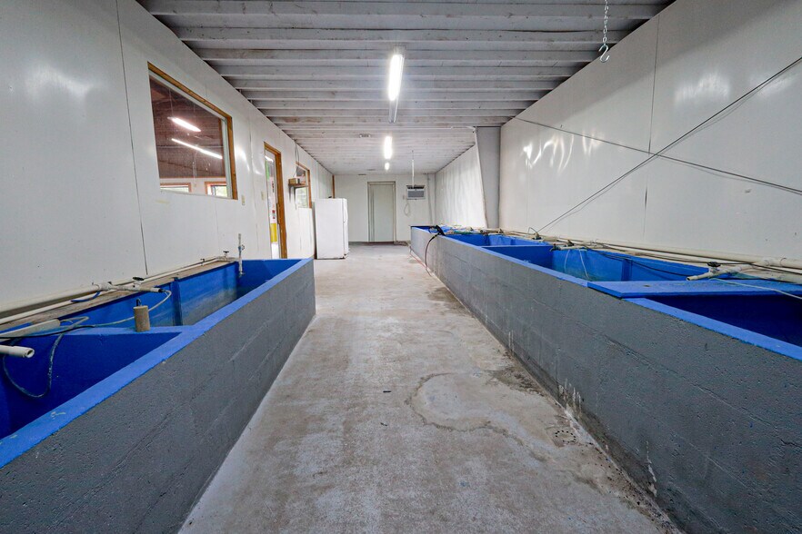 More Photos Of 4307 Highway 270 E, Mount Ida Flex For Sale