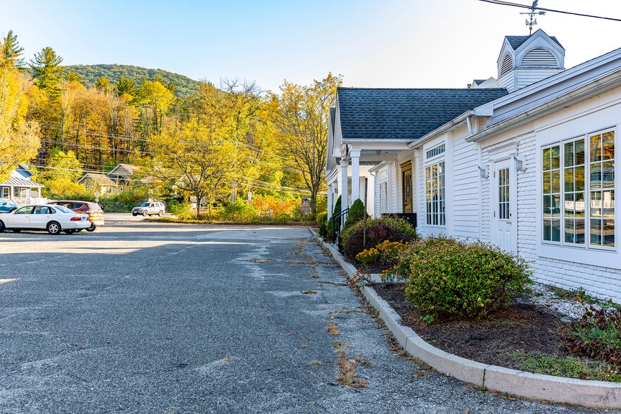 More Photos Of 22 Kent Road, Cornwall Bridge Loft Creative Space For Sale