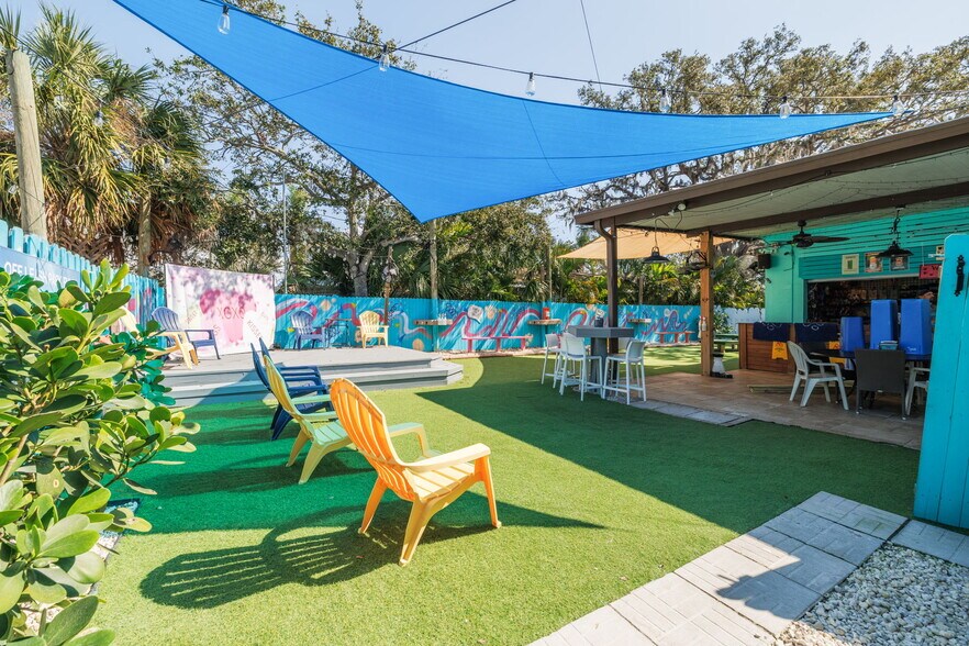 More Photos Of 132 7th Ave S, Safety Harbor Restaurant For Sale