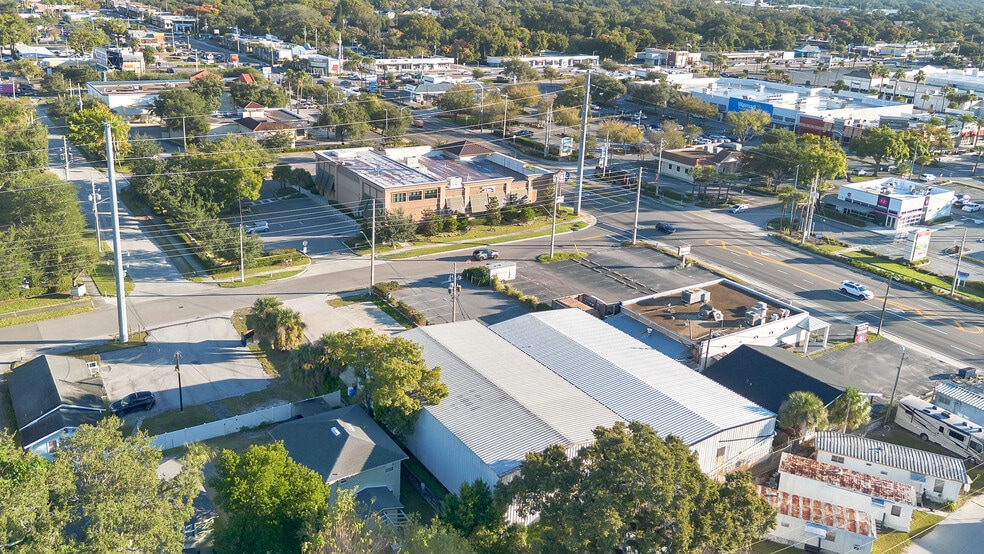 More Photos Of 10-14 W Illiana St, Orlando Warehouse For Sale
