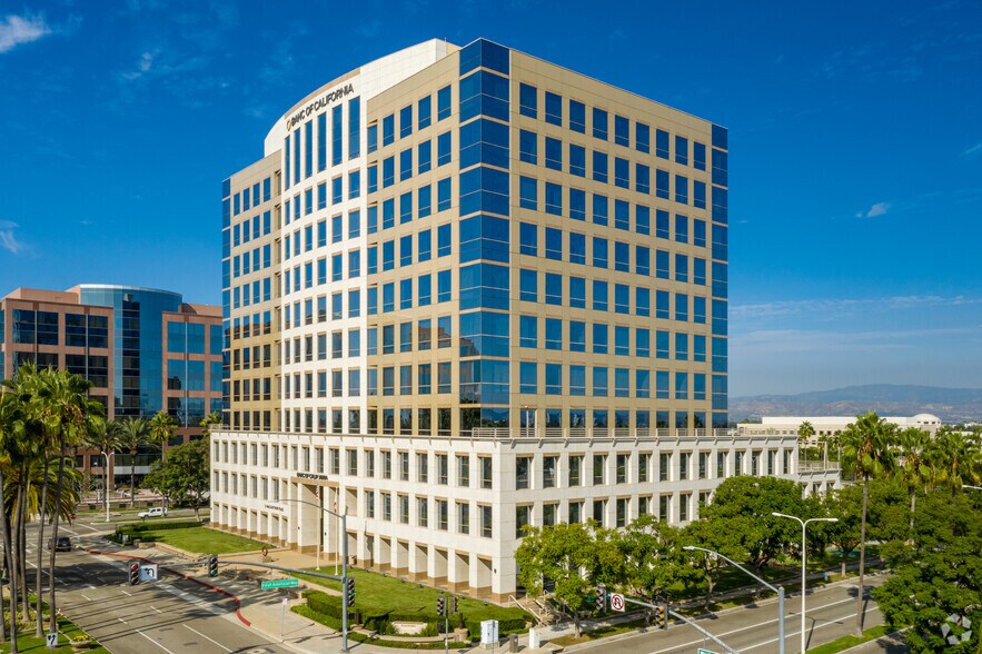More Photos Of 3 MacArthur Pl, Santa Ana Office For Sale
