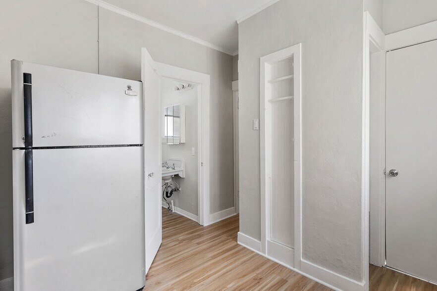 More Photos Of 724 Hermosa Ave, Hermosa Beach Apartments For Sale