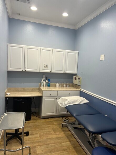 More Photos Of 797 N State Road 434, Altamonte Springs Medical For Lease