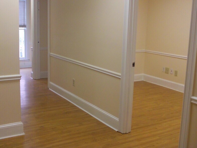 More Photos Of 3841 Holcomb Bridge Rd, Peachtree Corners Medical For Lease