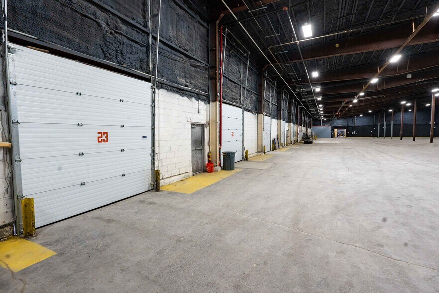 More Photos Of 208 North St, Foxborough Warehouse For Lease