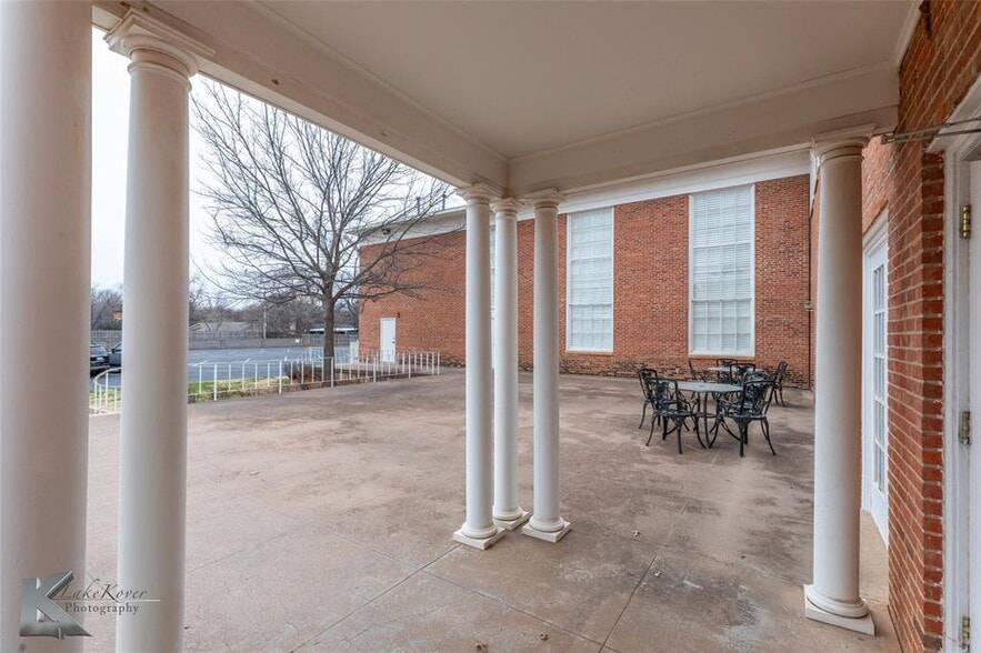 More Photos Of 3425 S 14th St, Abilene Lodge Meeting Hall For Sale