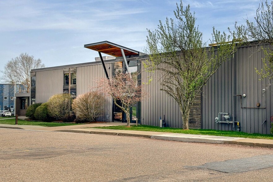 More Photos Of 266 Queen City Park Rd, Burlington Industrial For Lease