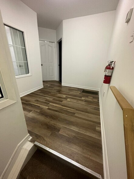 More Photos Of 42 Antares Dr, Ottawa Showroom For Lease