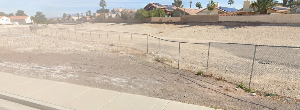 More Photos Of Pollock and Windmill, Las Vegas Land For Sale