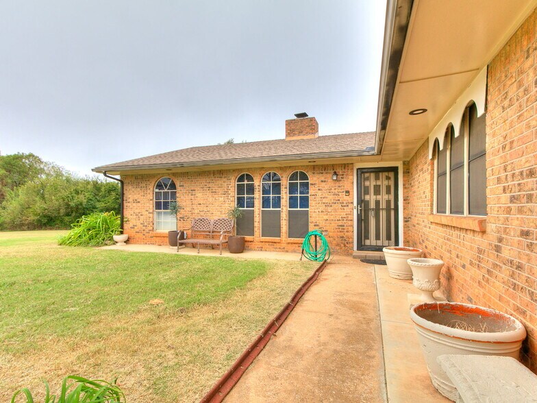 More Photos Of 5201 Washington Blvd, Spencer Land For Sale