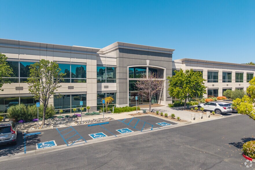 Primary Photo Of 31111 Agoura Rd, Westlake Village Medical For Lease