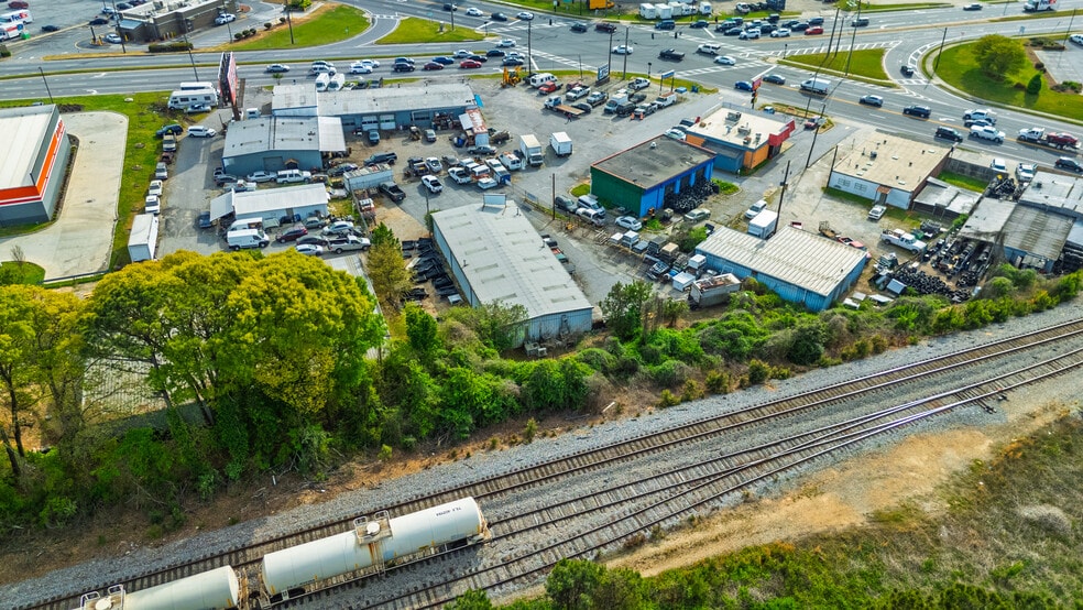 More Photos Of 5158 Jonesboro Rd, Morrow Storefront For Sale