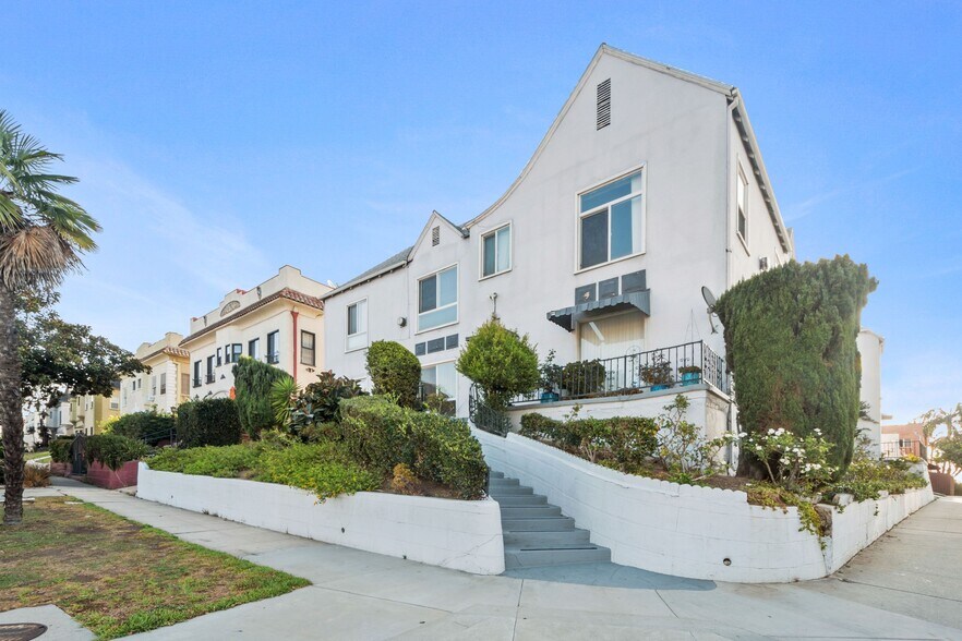 More Photos Of 1296 S Citrus Ave, Los Angeles Apartments For Sale